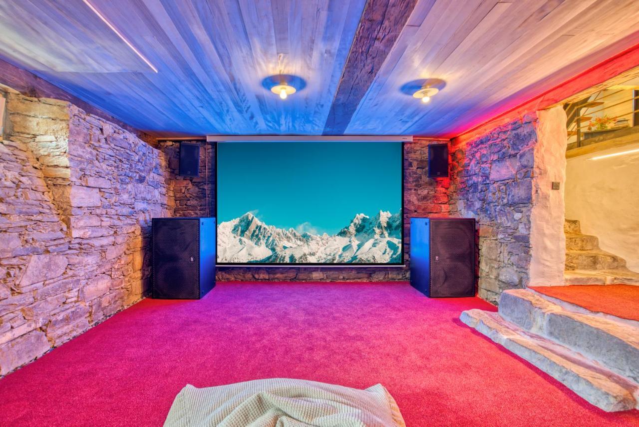 Jup - A Luxury Boutique Chalet ワース エクステリア 写真