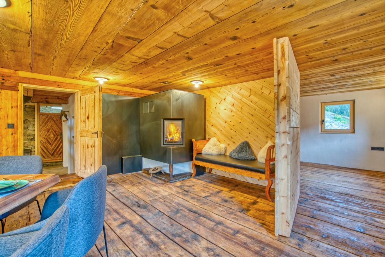 Jup - A Luxury Boutique Chalet ワース エクステリア 写真