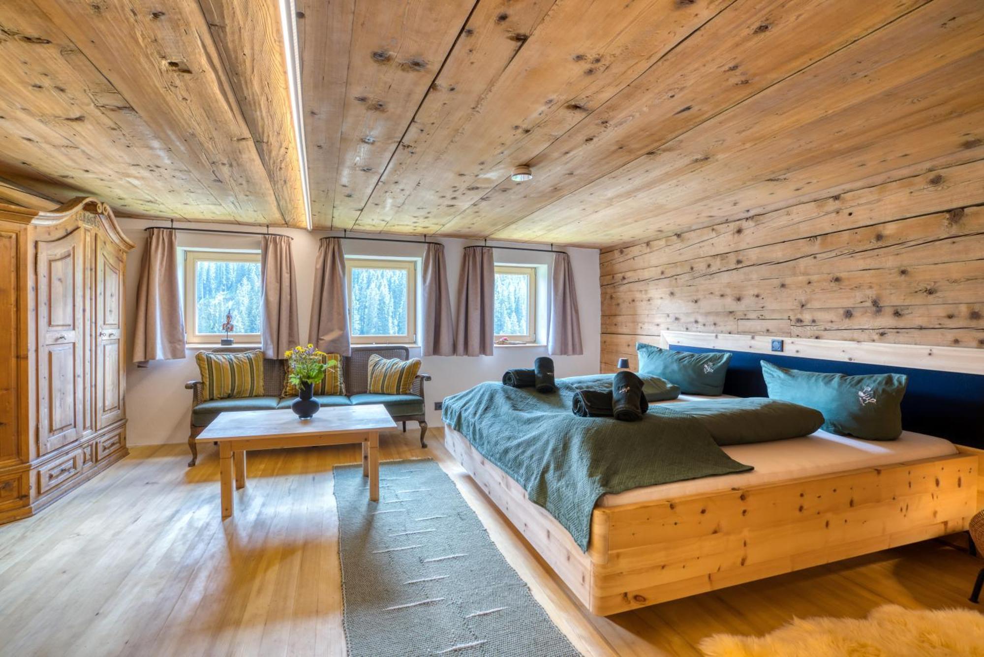 Jup - A Luxury Boutique Chalet ワース エクステリア 写真