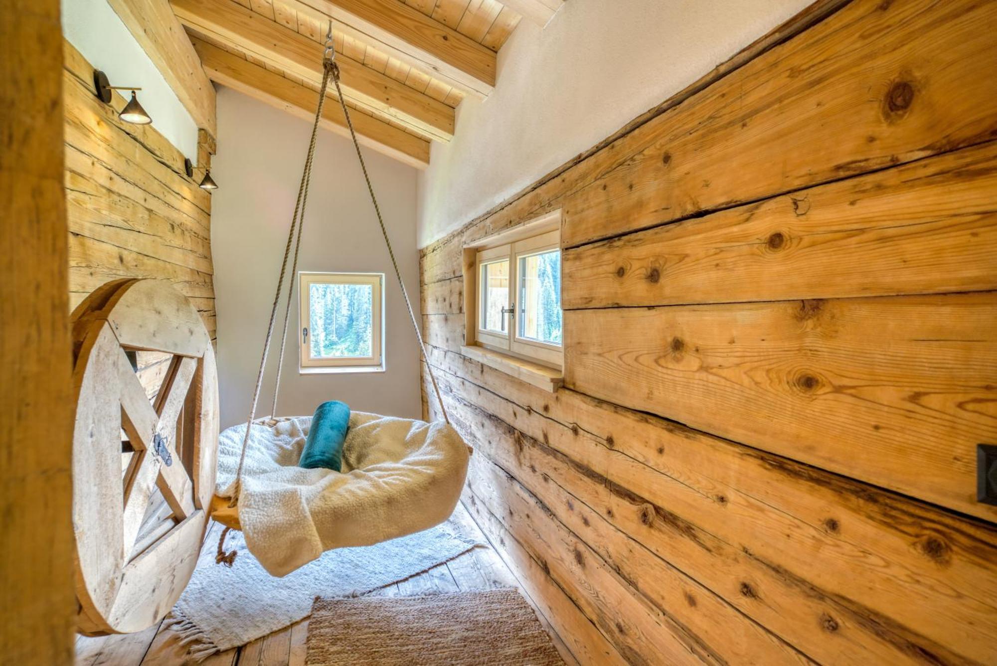 Jup - A Luxury Boutique Chalet ワース エクステリア 写真